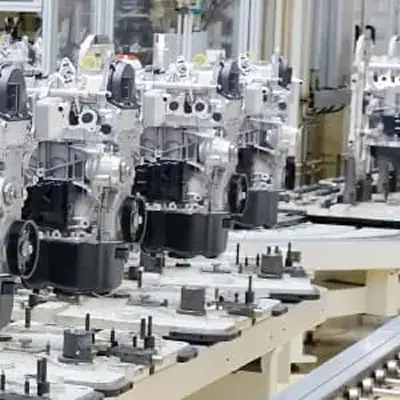 製造ラインの工程を管理するシーン